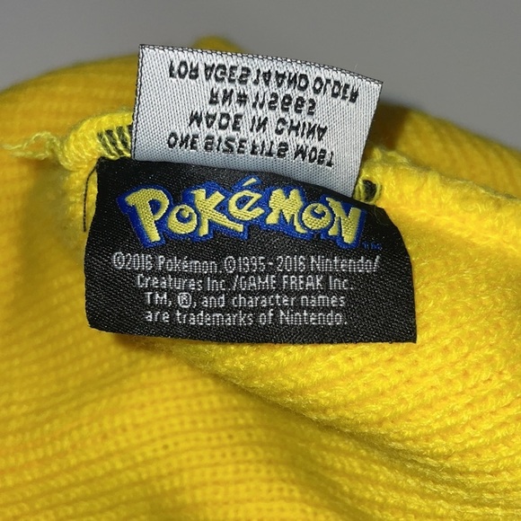 Pikachu beanie Pokémon - Picture 3 of 3
